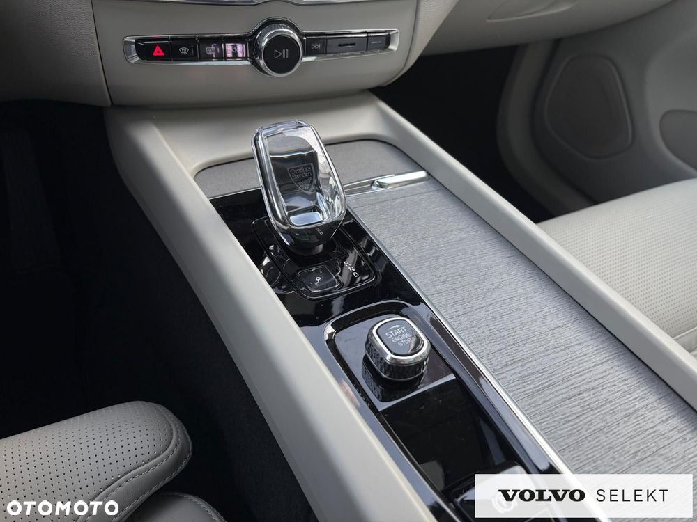 Volvo XC 60 - 38