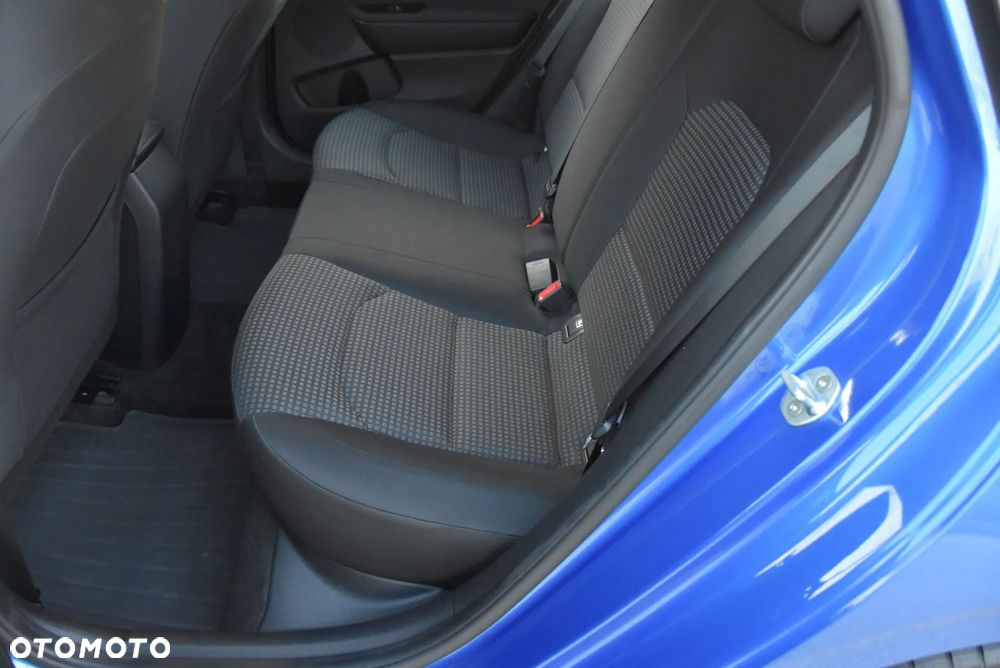 Kia Ceed 1.5 T-GDI DCT7 OPF Spirit - 25