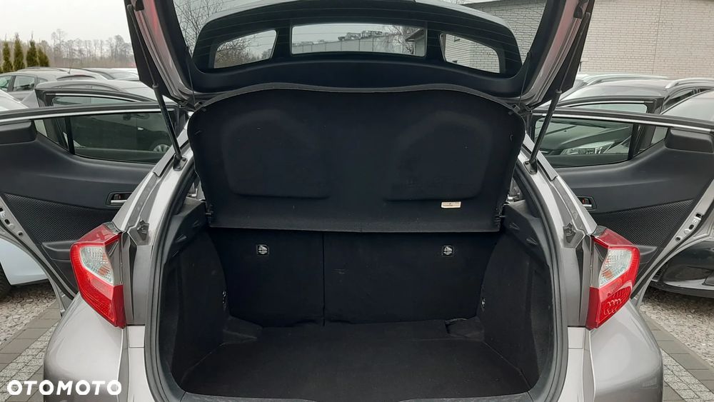 Toyota C-HR - 15