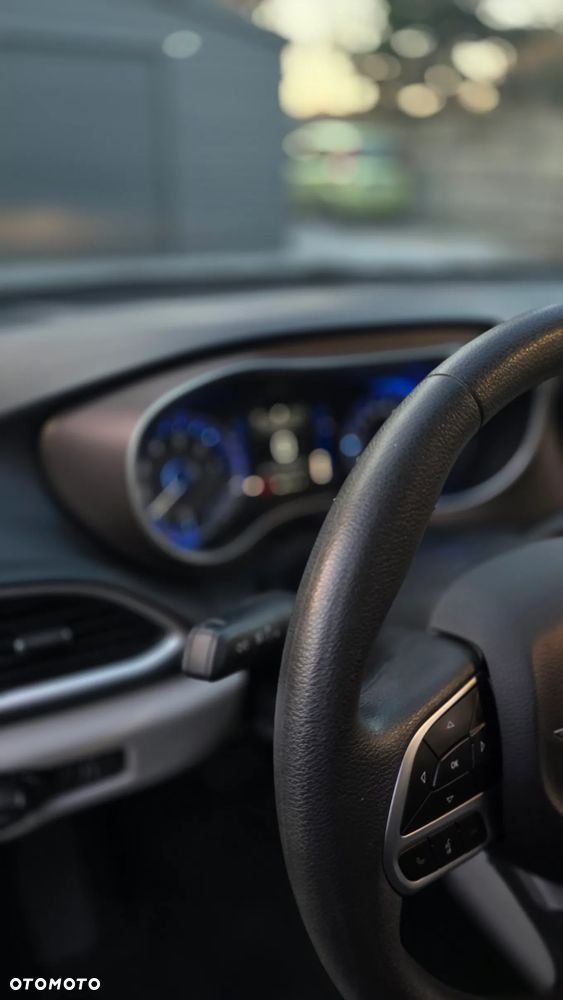 Chrysler Pacifica - 22