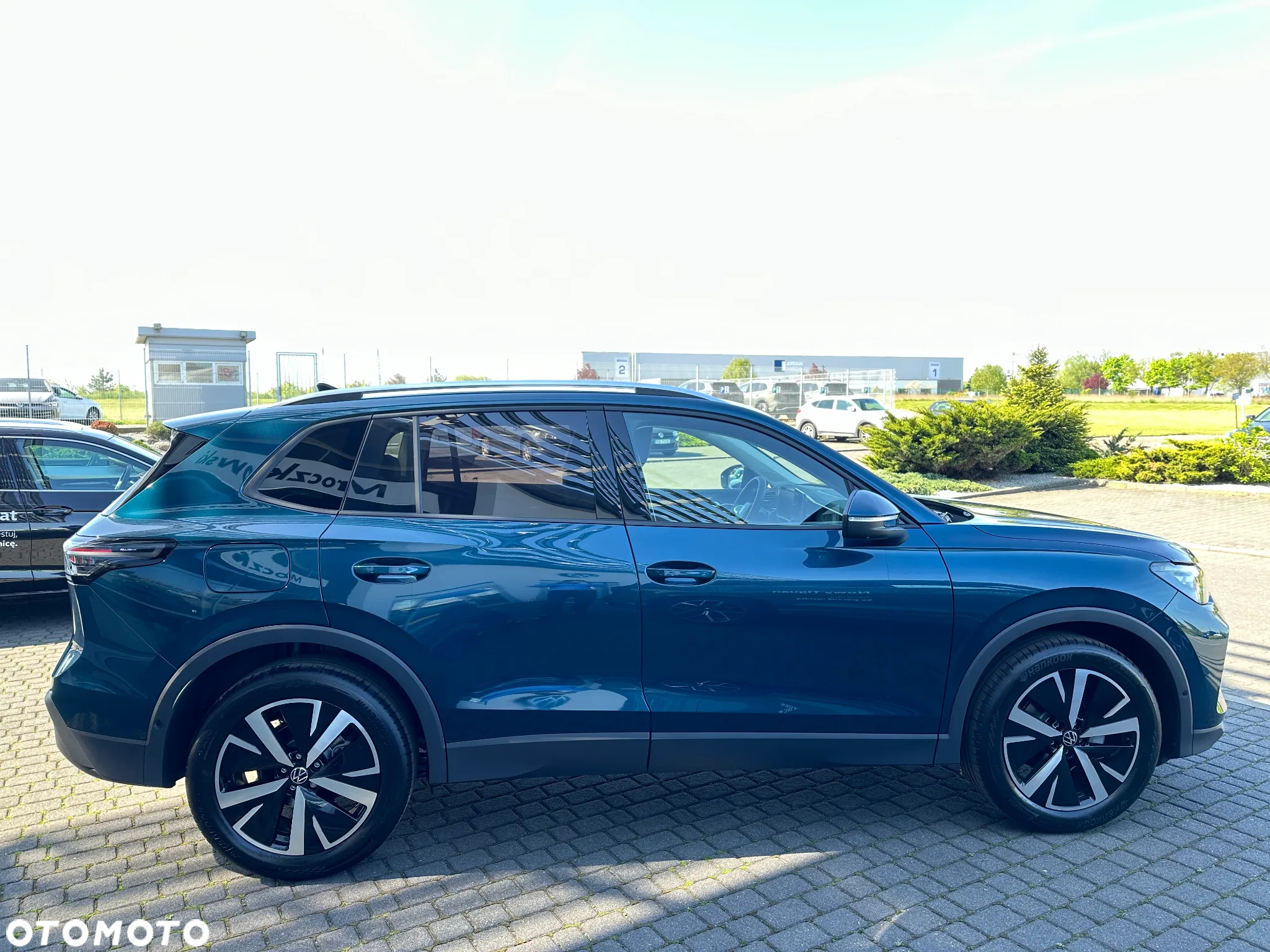 Volkswagen Tiguan - 10