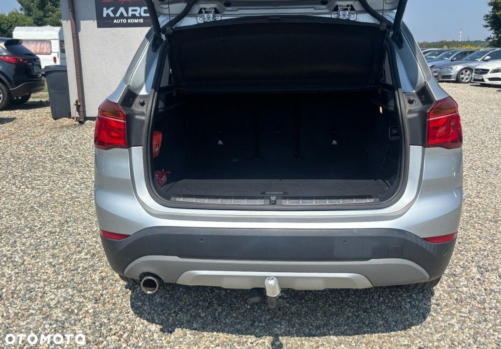 BMW X1 - 24
