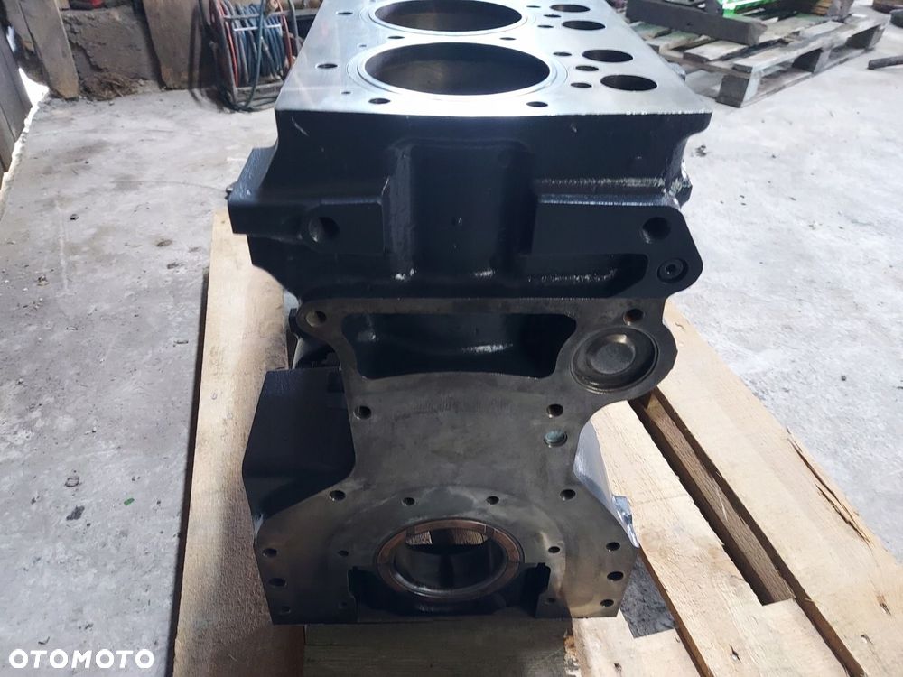 BLOK SILNIKA 453086426 KOMBAJN FENDT 6335C 2019r - 6