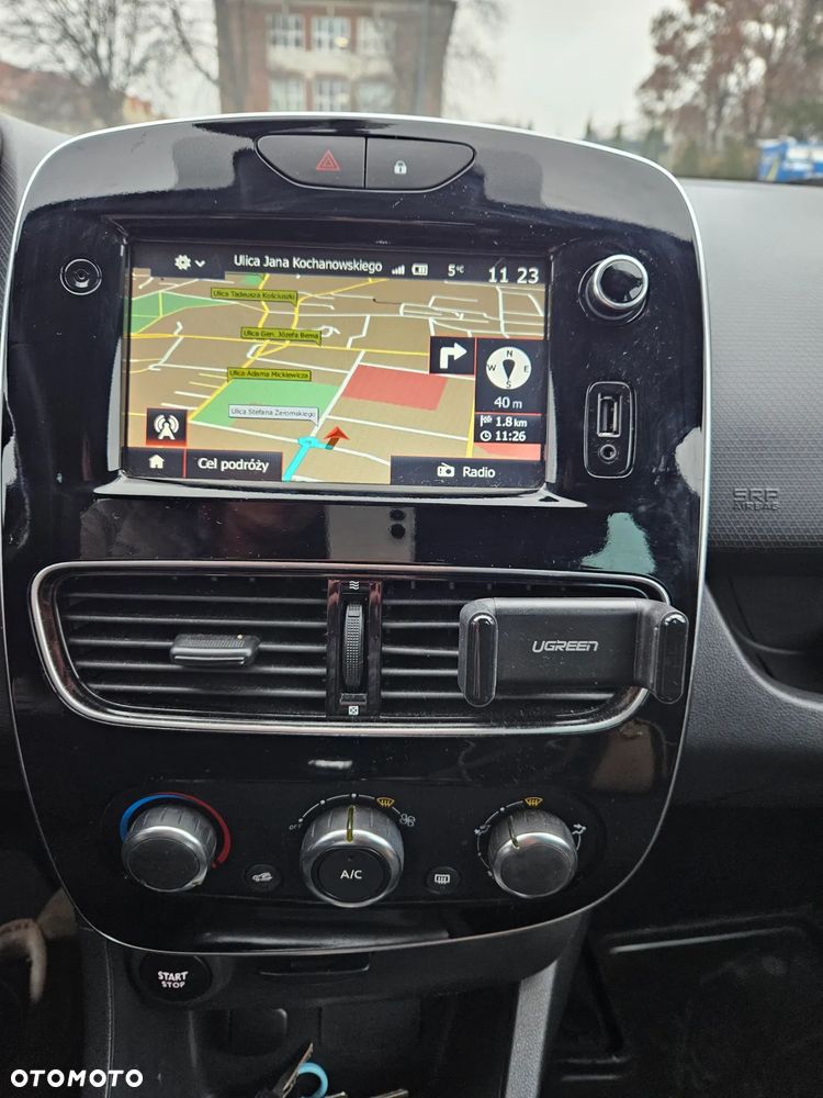 Renault Clio 1.2 16V Life - 10