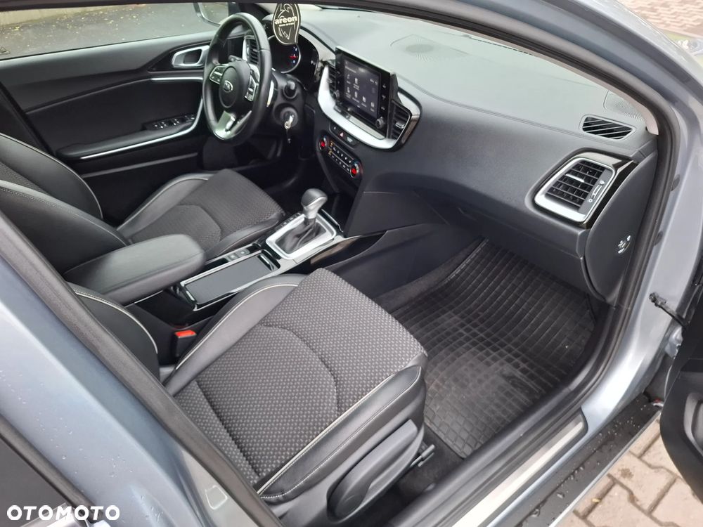 Kia XCeed 1.5 T-GDI M DCT - 22