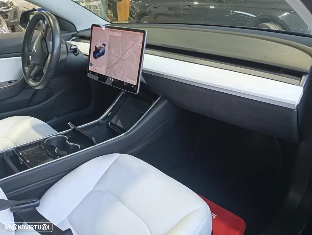 Tesla Model 3 Long-Range Dual Motor AWD - 12