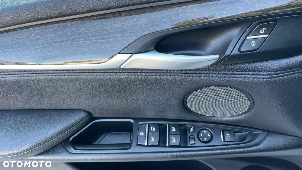 BMW X5 xDrive25d - 30