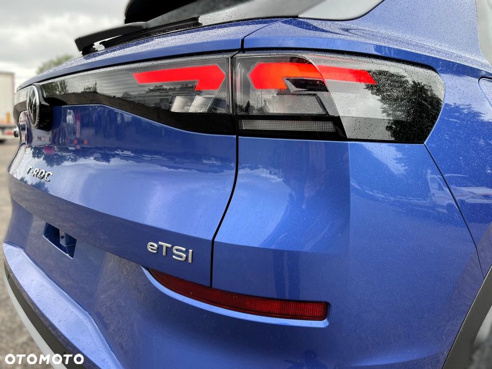 Volkswagen T-Roc 1.5 eTSI Life DSG - 29