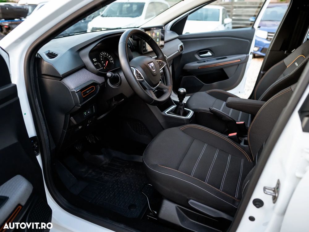 Dacia Sandero Stepway TCe 90 MT6 Essential - 16