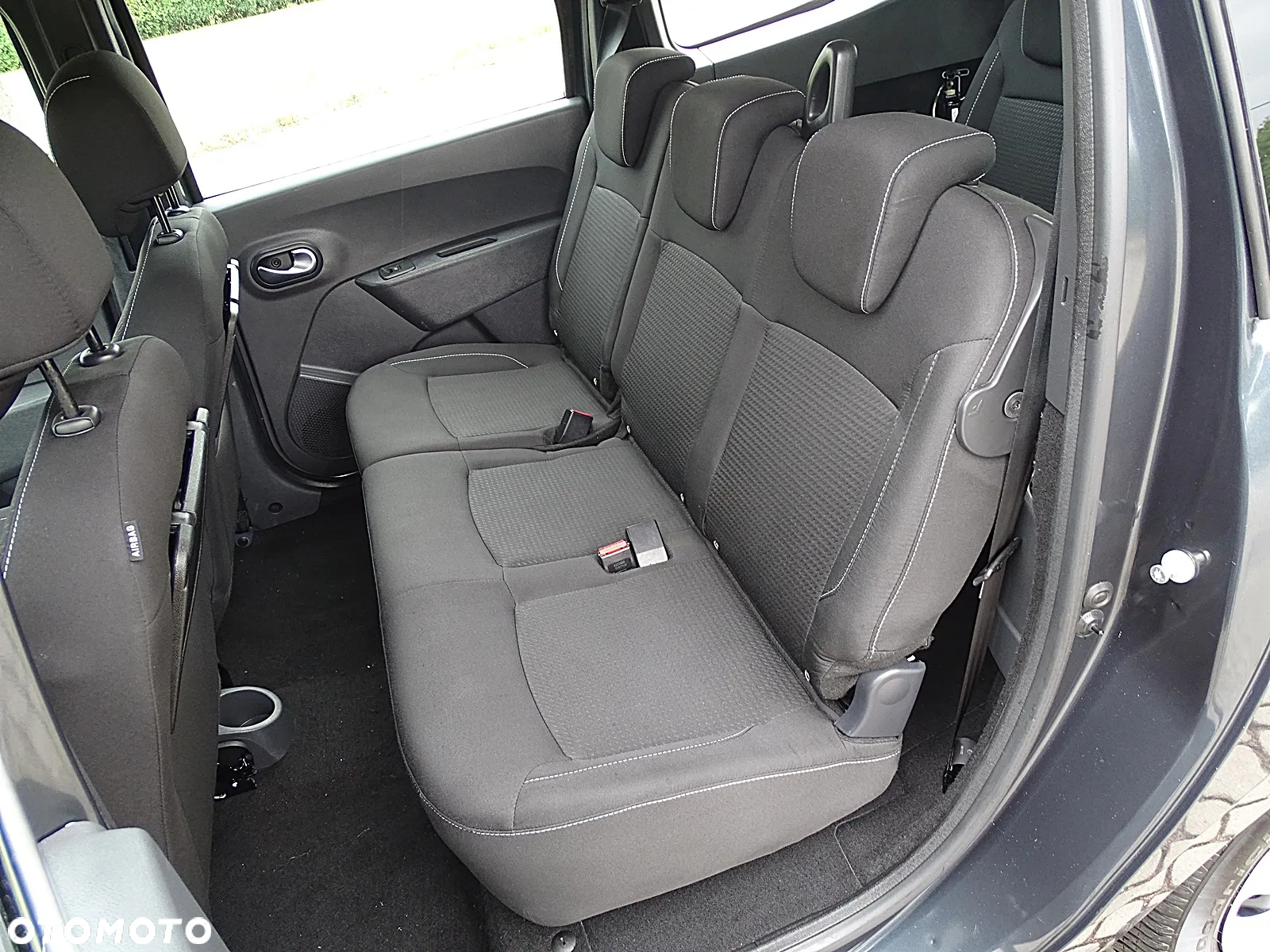 Dacia Lodgy TCe 130 GPF (7-Sitzer) Comfort - 6