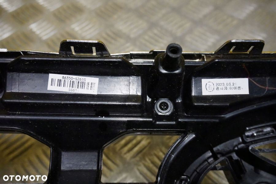 HYUNDAI SANTA FE 2021 2022 2023 - Atrapa Przód Grill Chrom USA - 10