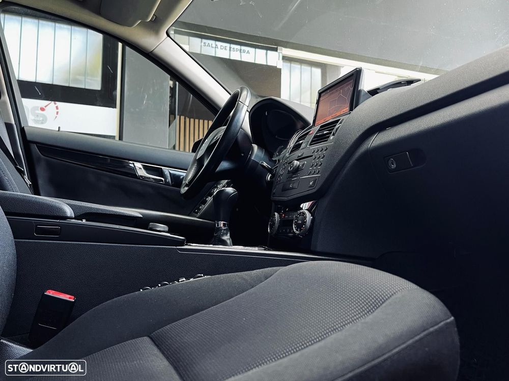 Mercedes-Benz C 220 CDi Avantgarde BlueEfficiency - 19