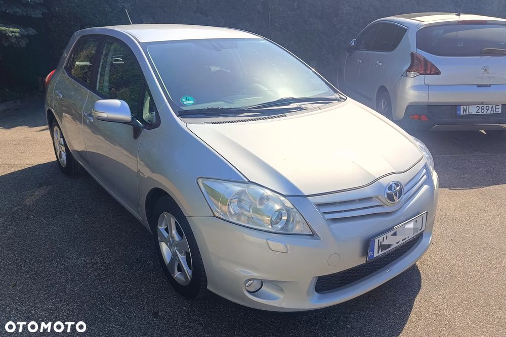 Toyota Auris 1.6 MultiMode Executive - 2