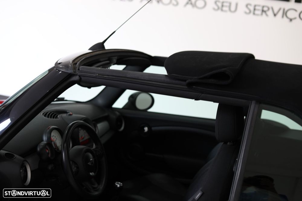 MINI Cabrio Cooper D - 22