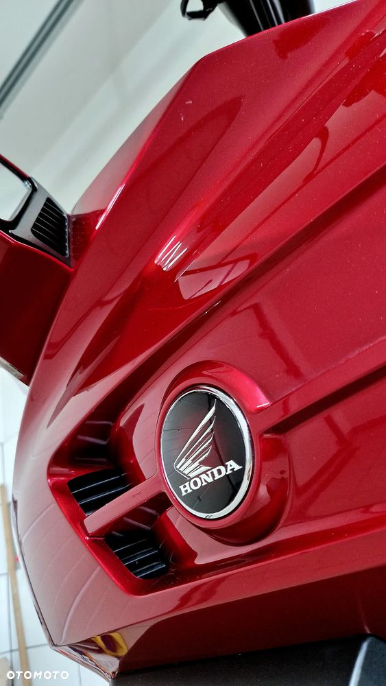 Honda CTX - 27