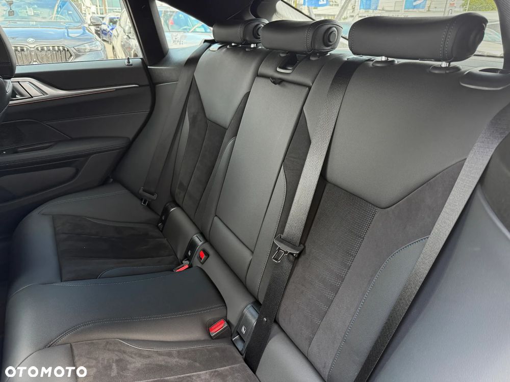 BMW Seria 4 420d xDrive M Sport - 37