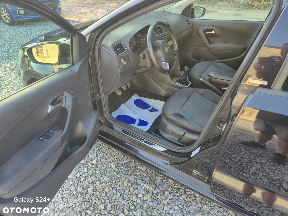 Volkswagen Polo 1.6 TDI Blue Motion Style - 14