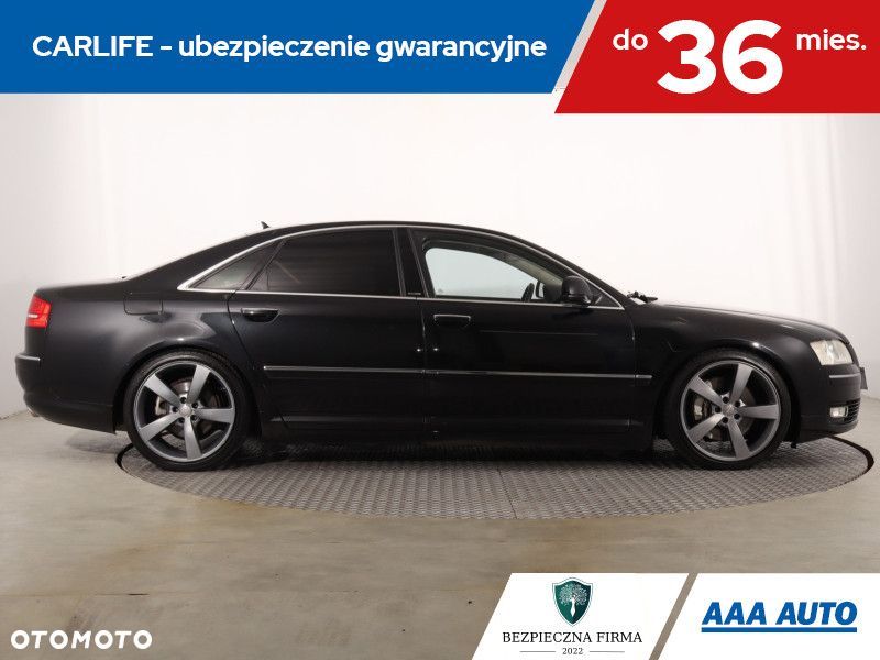 Audi A8 - 8