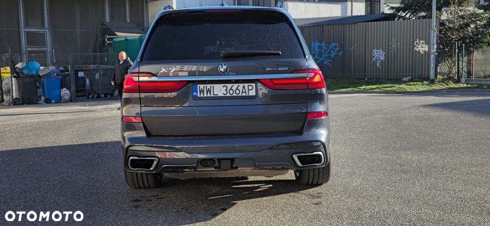 BMW X7 M50i sport - 15