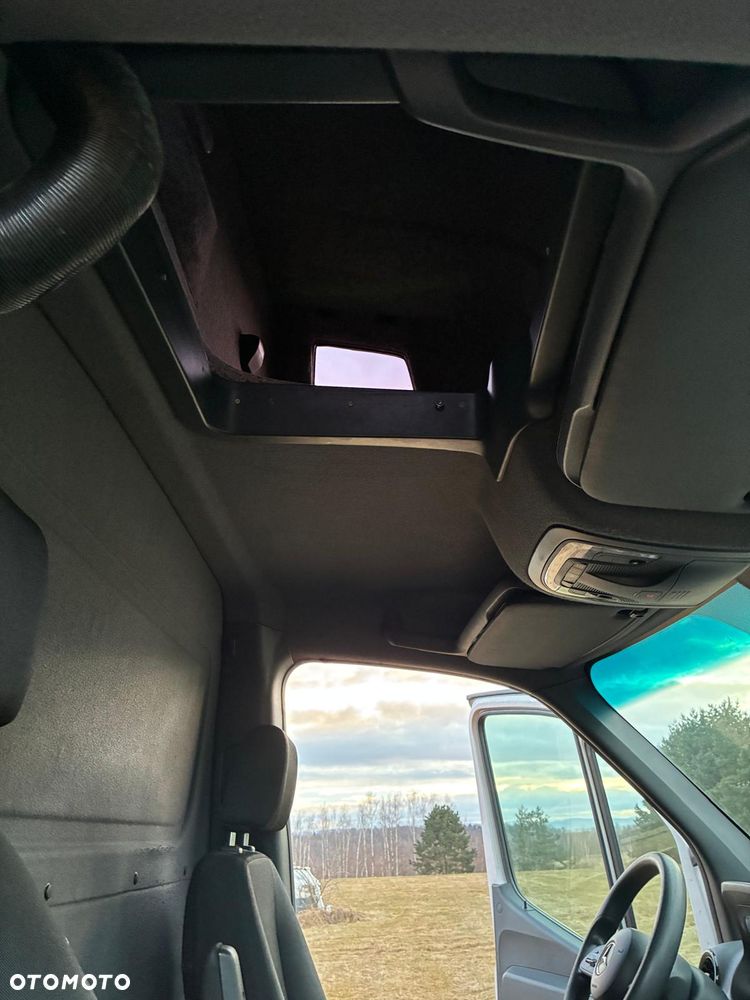 Mercedes-Benz SPRINTER - 6