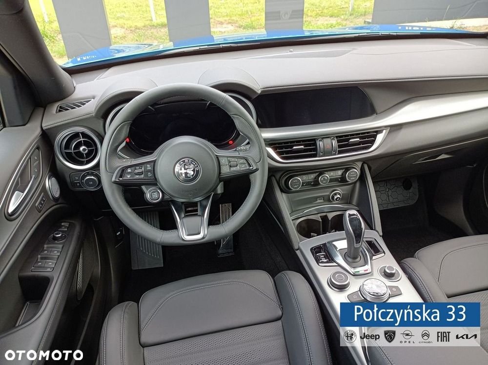 Alfa Romeo Stelvio - 17