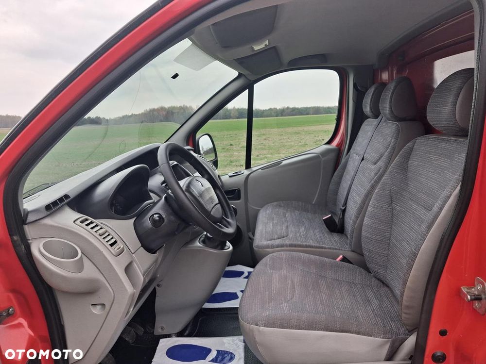 Renault Trafic - 19