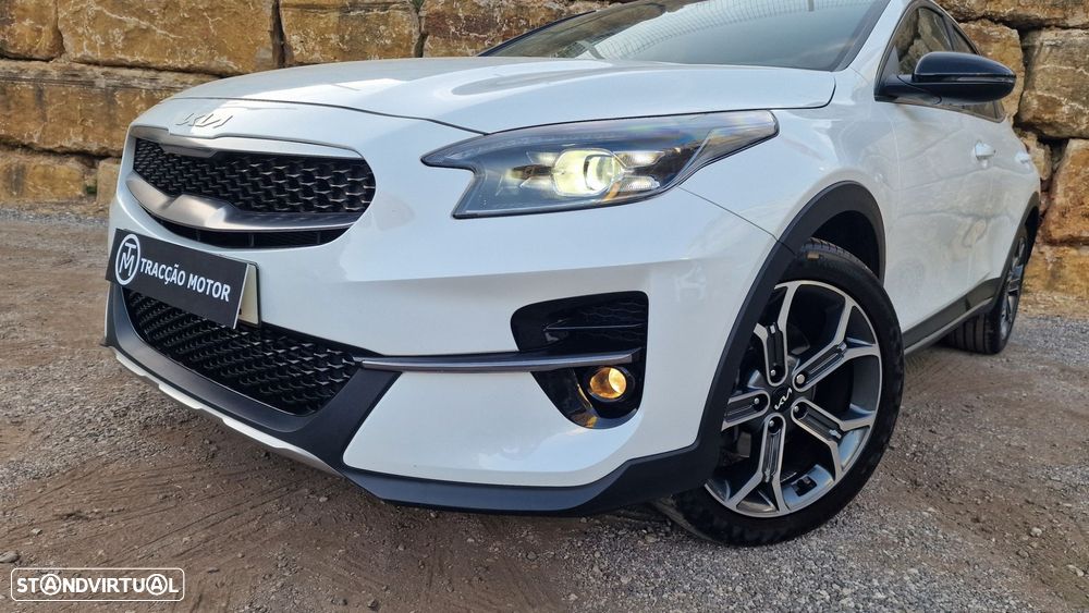 Kia XCeed 1.0 T-GDI Tech+SRF - 10
