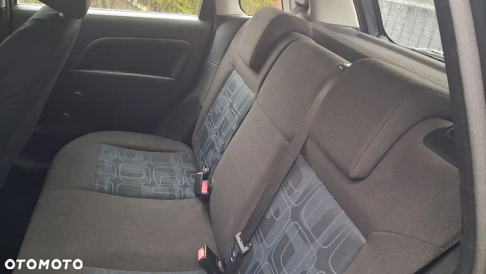 Ford Fiesta 1.3 Black Magic - 7