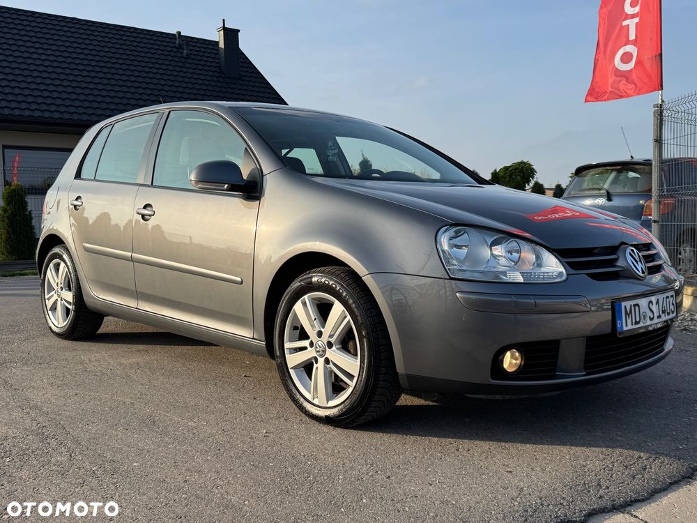 Volkswagen Golf - 23