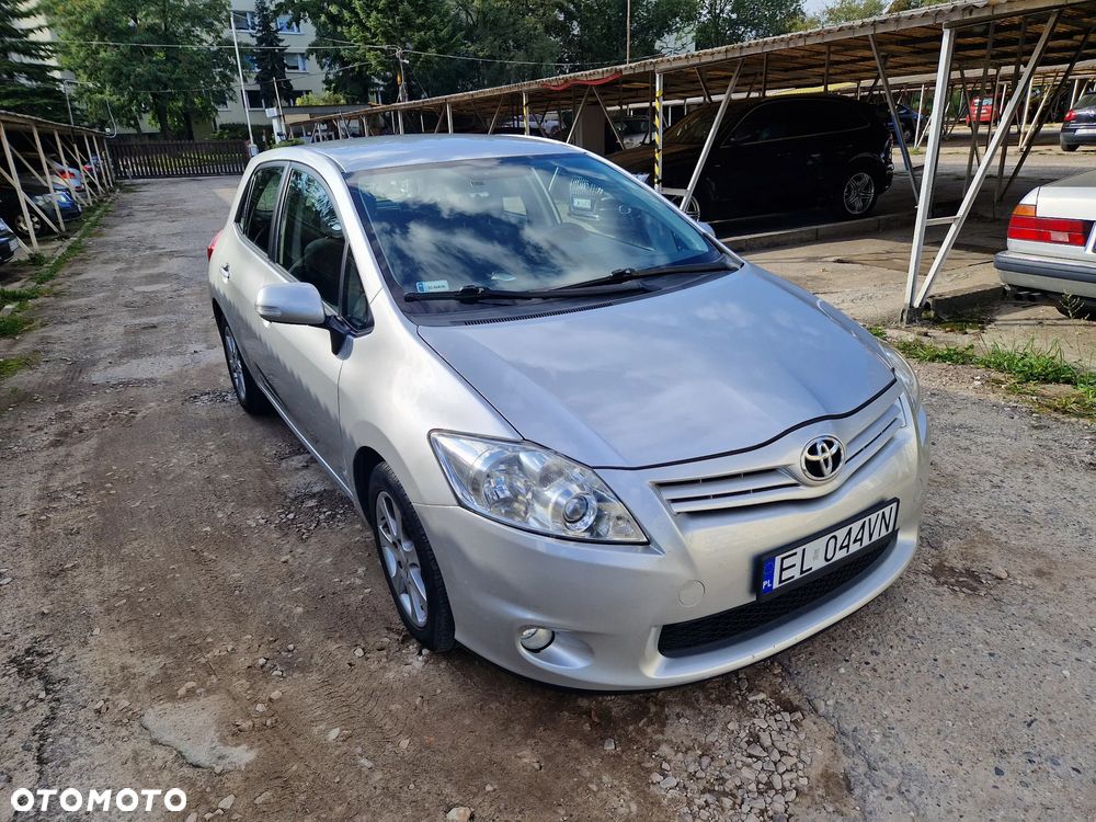 Toyota Auris 1.6 Edition - 1