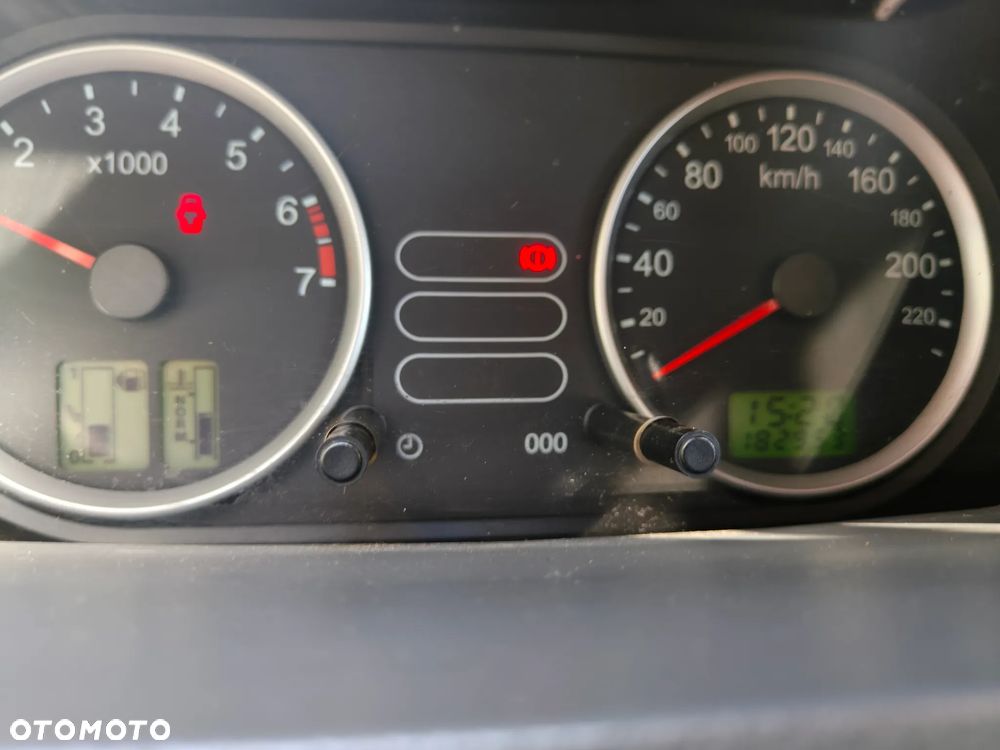 Ford Fusion 1.4 Ambiente - 14