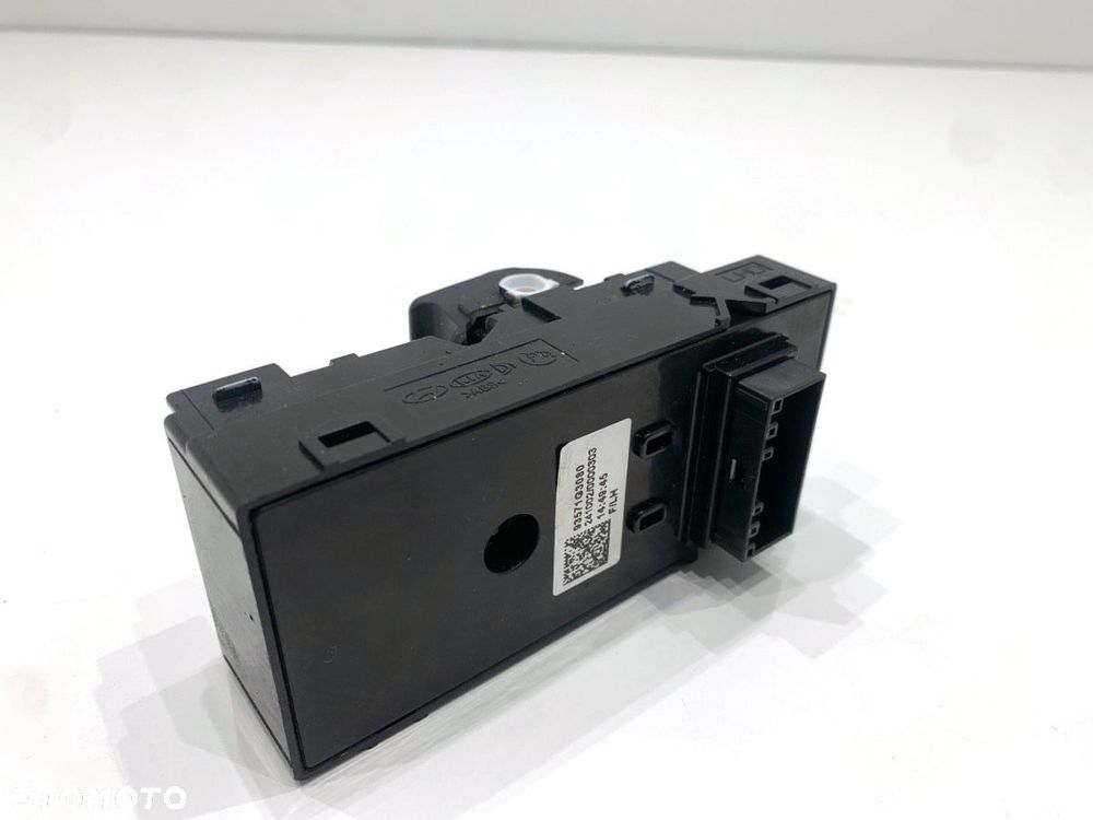 PRZEŁĄCZNIK SZYB  HYUNDAI i30 (PDE, PD, PDEN) 2016 - 2022 1.5 DPI 71 kW [97 KM] benzyna 2024 - - 3