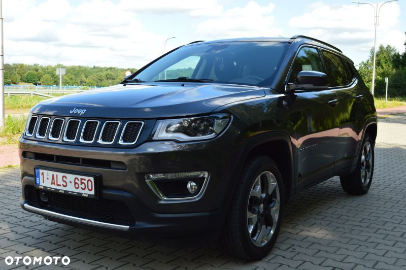 Jeep Compass - 12