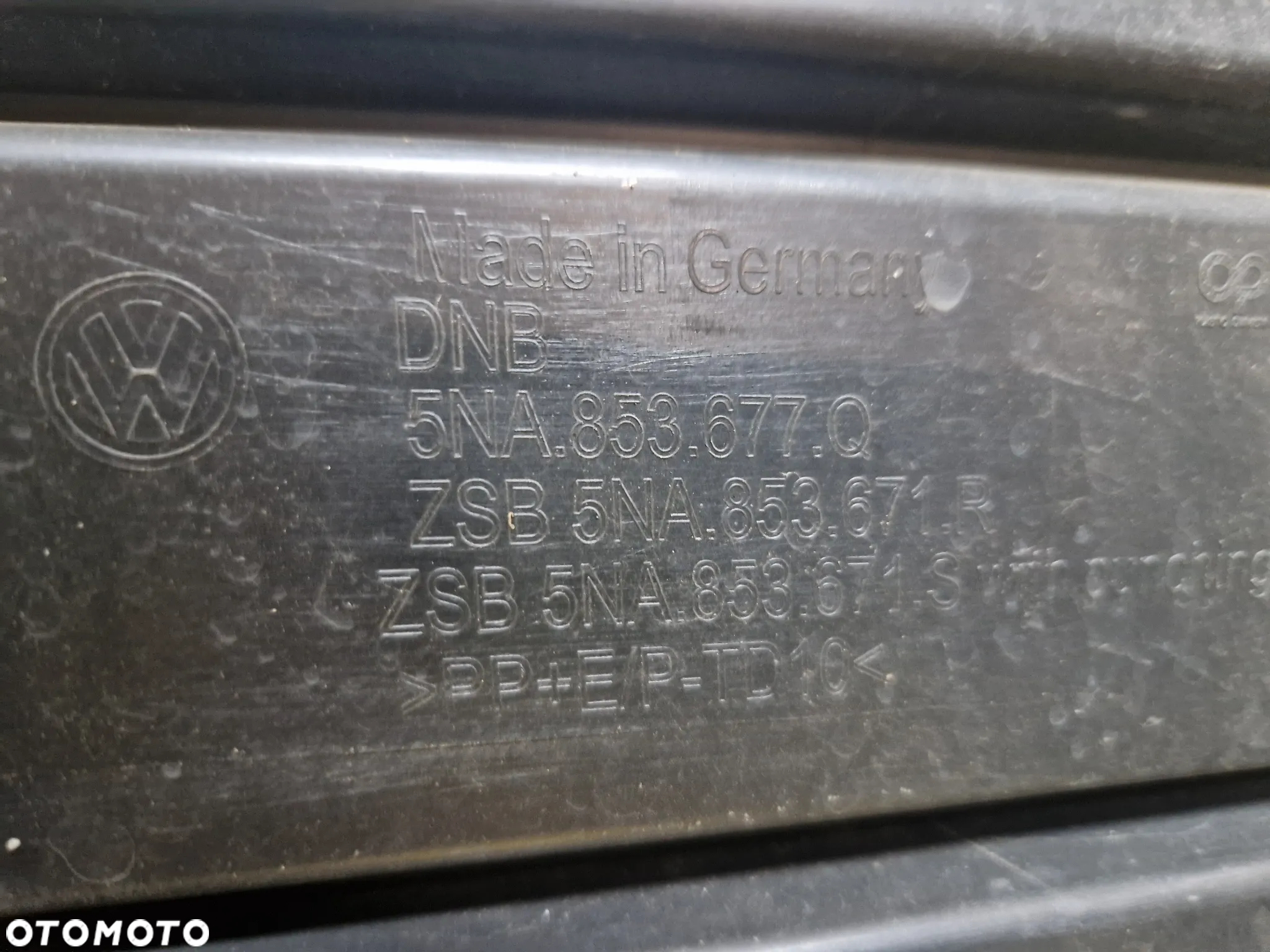 VW TIGUAN II LIFT KRATKA ZDERZAKA ŚRODKOWA ZDERZAK 5NA853677Q - 7