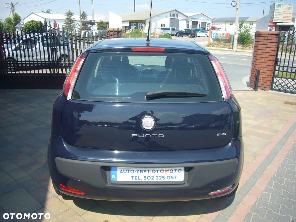 Fiat Punto 1.4 Young - 8