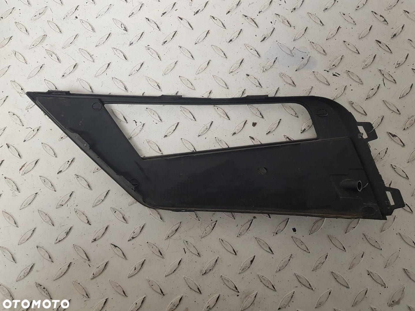 KRATKA ZDERZAK SEAT LEON III LIFT PRAWA 5F0853666G - 4