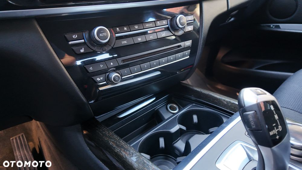 BMW X5 xDrive25d - 12