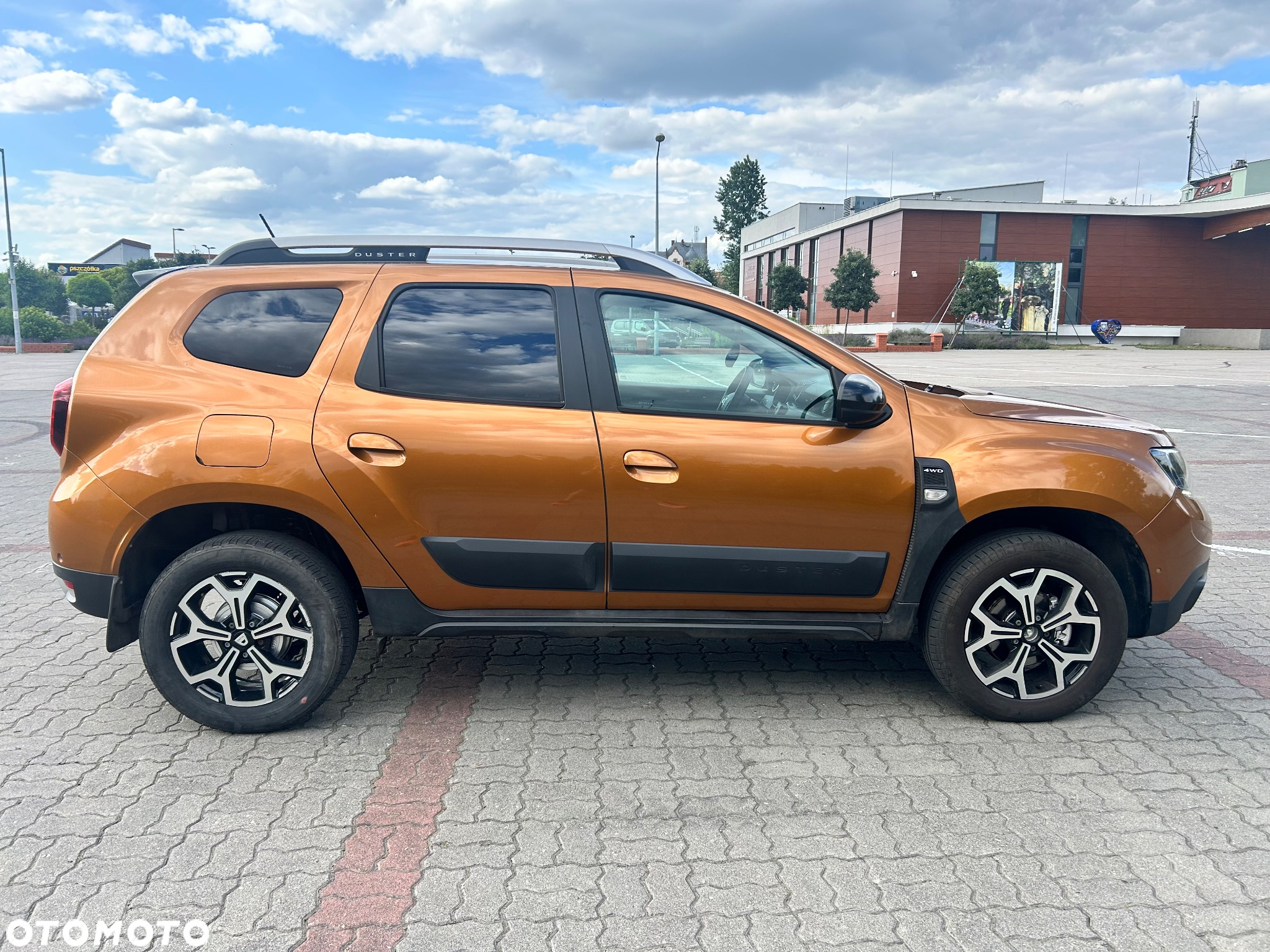 Dacia Duster 1.5 dCi Celebration 4x4 - 4