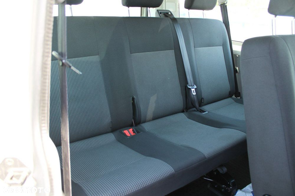 Volkswagen Transporter - 23