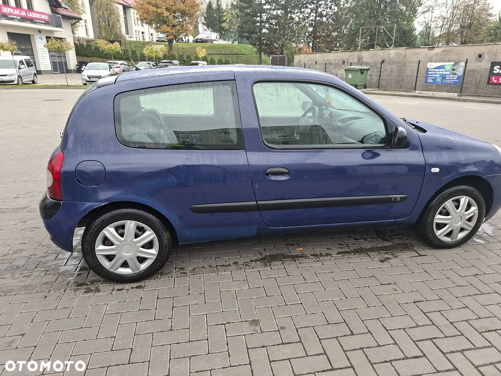 Renault Clio 2002 photo 3