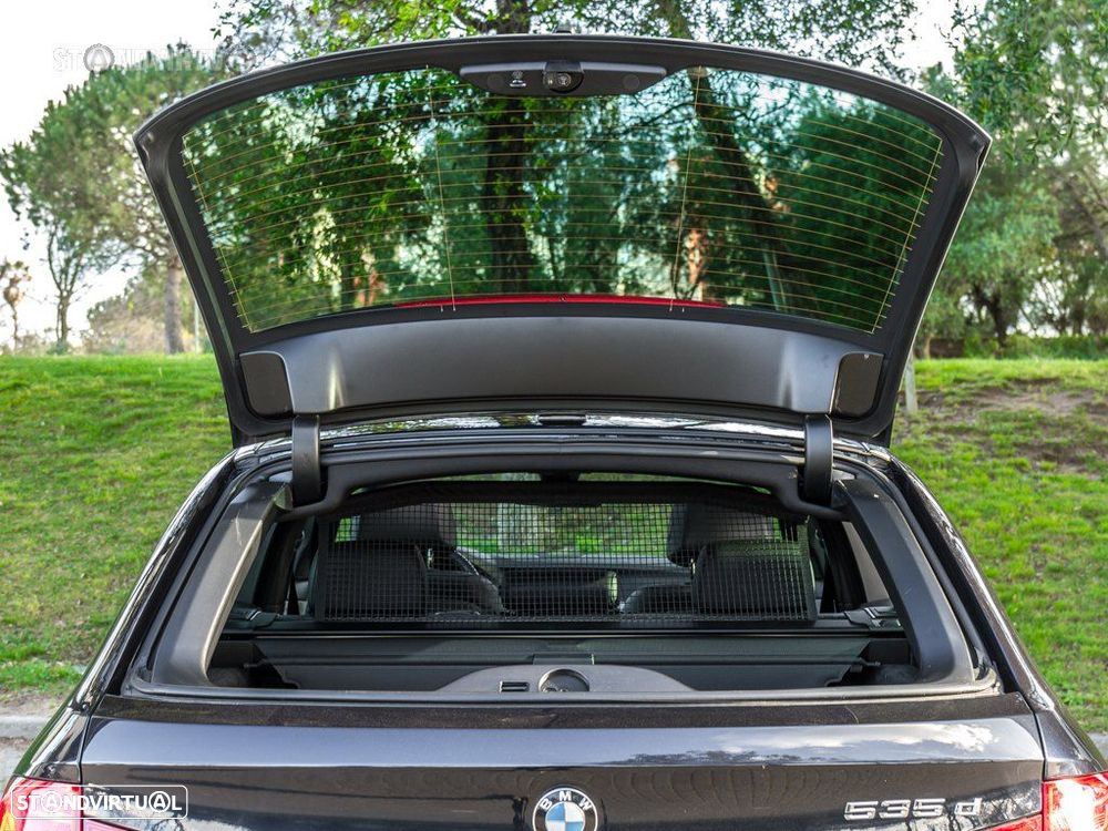 BMW 535 d Pack M Auto - 19