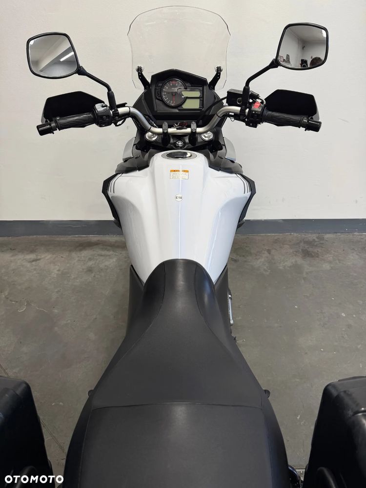 Suzuki V-STROM - 38