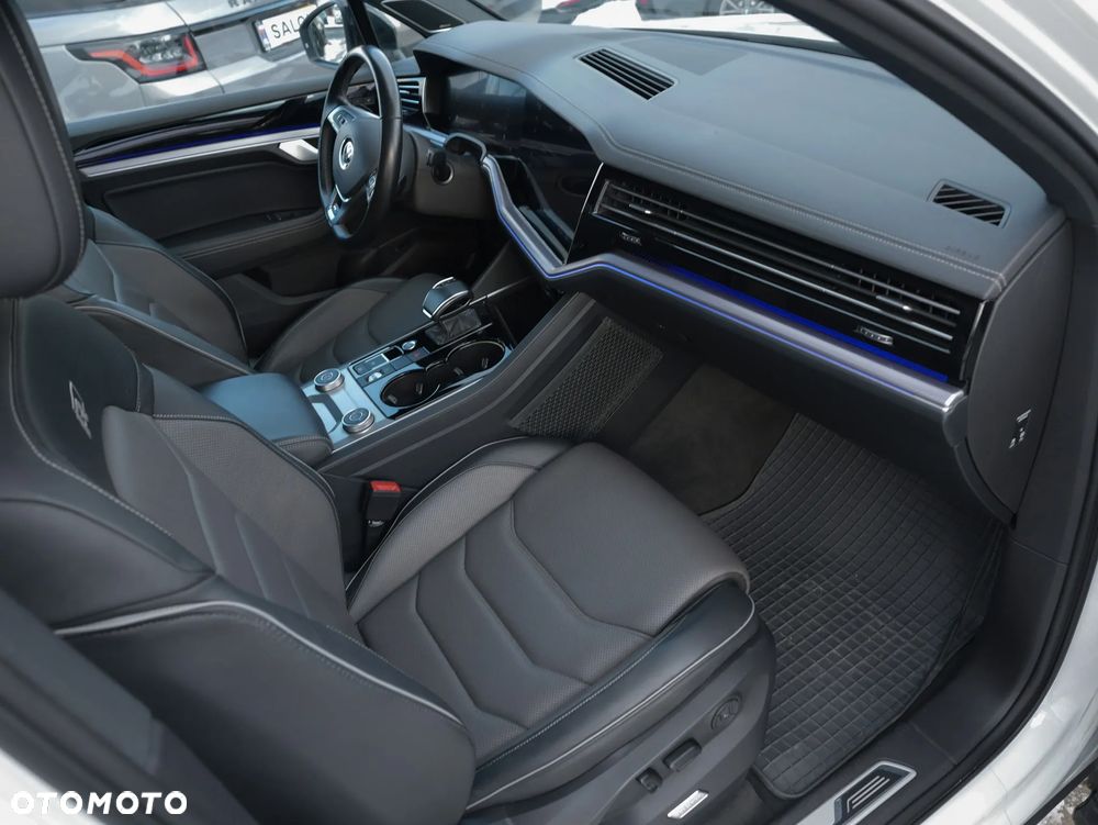 Volkswagen Touareg 3.0 V6 TDI SCR 4Mot R-Line - 16