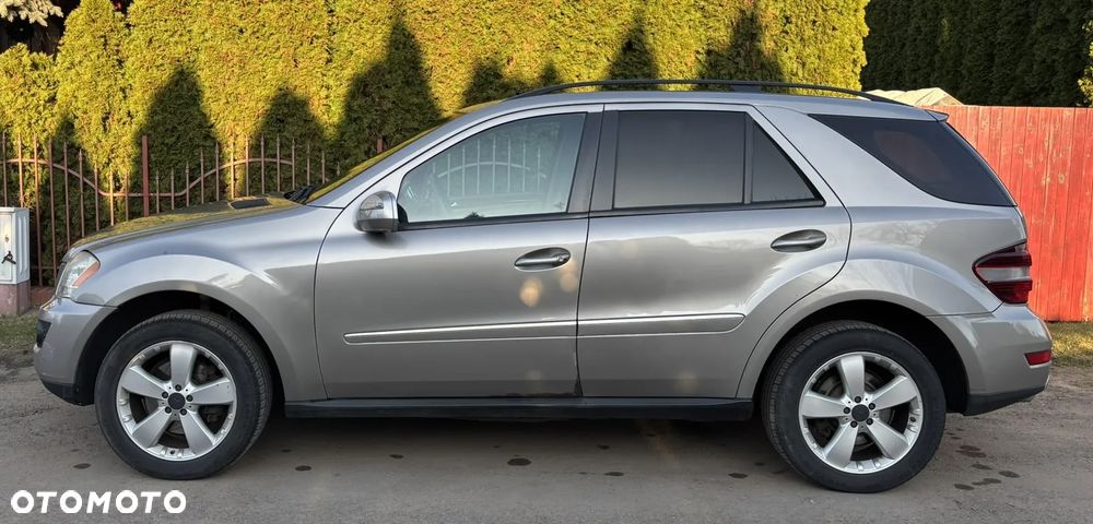 Mercedes-Benz ML 350 4-Matic - 4