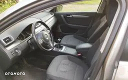 Volkswagen Passat 2.0 TDI Comfortline - 13