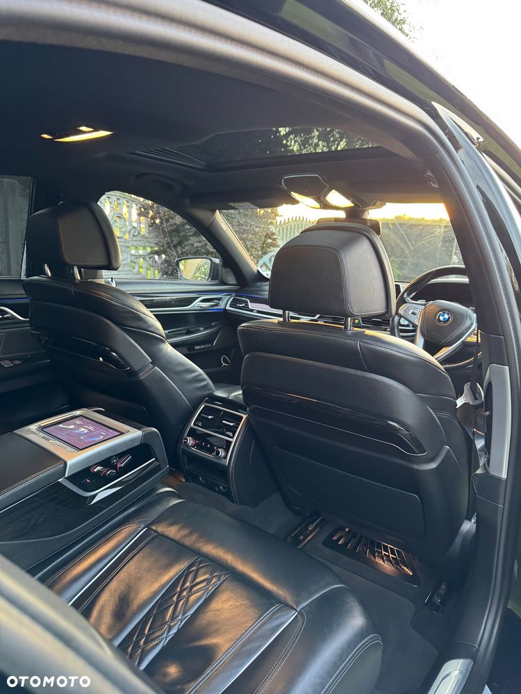 BMW Seria 7 - 2