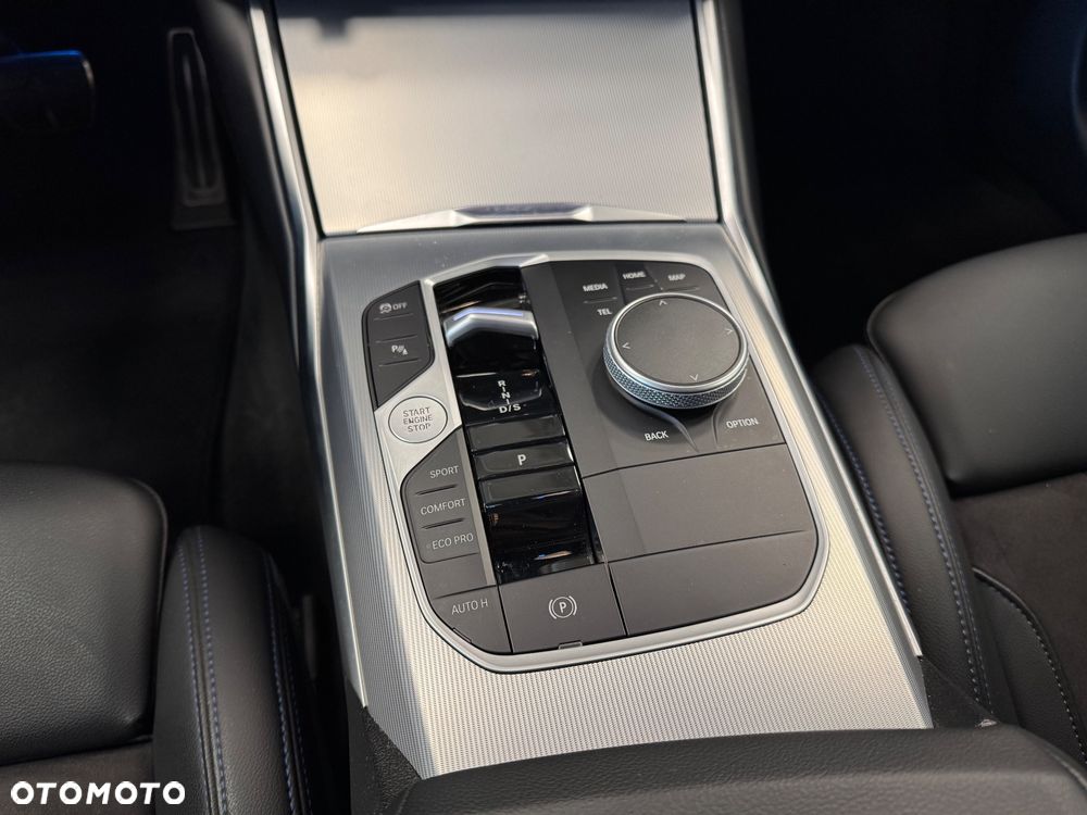 BMW Seria 3 320d xDrive M Sport sport - 22