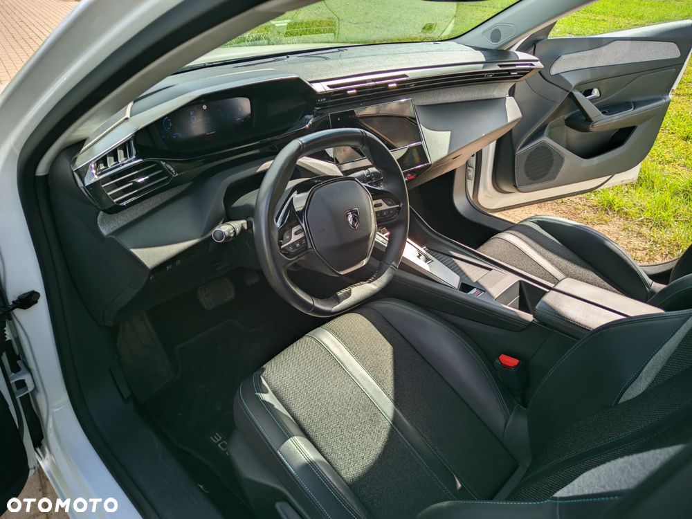 Peugeot 308 1.6 Hybrid PHEV Allure EAT8 - 14