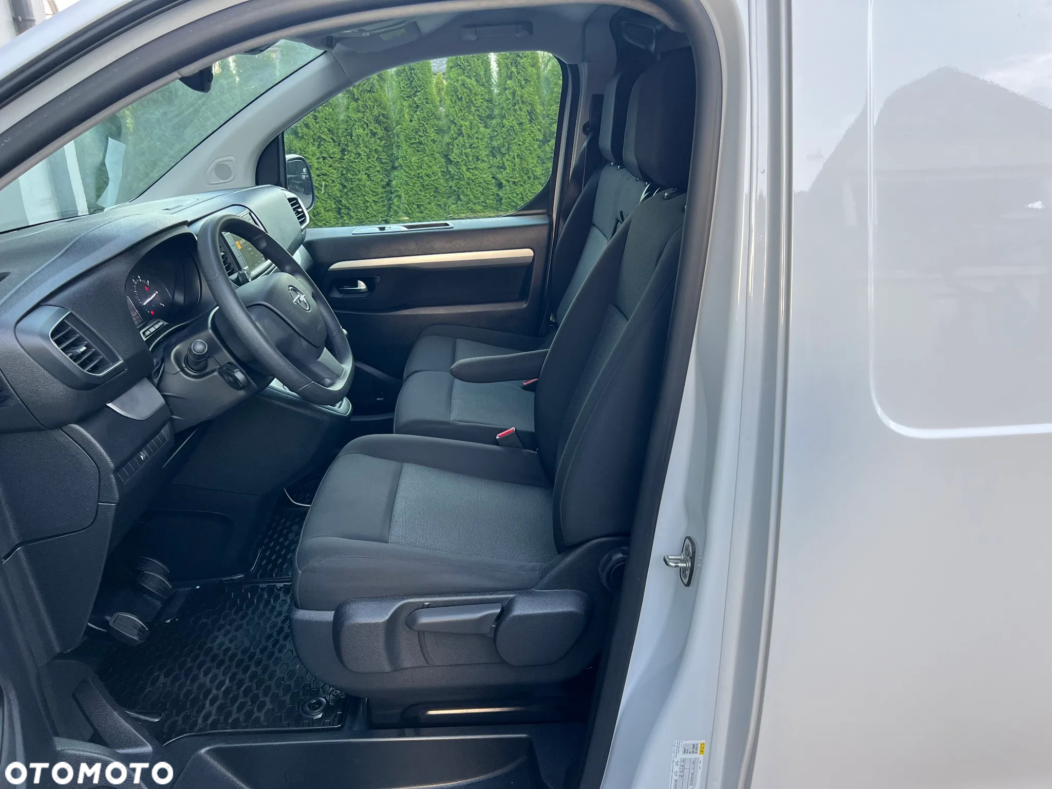 Opel Vivaro - 9