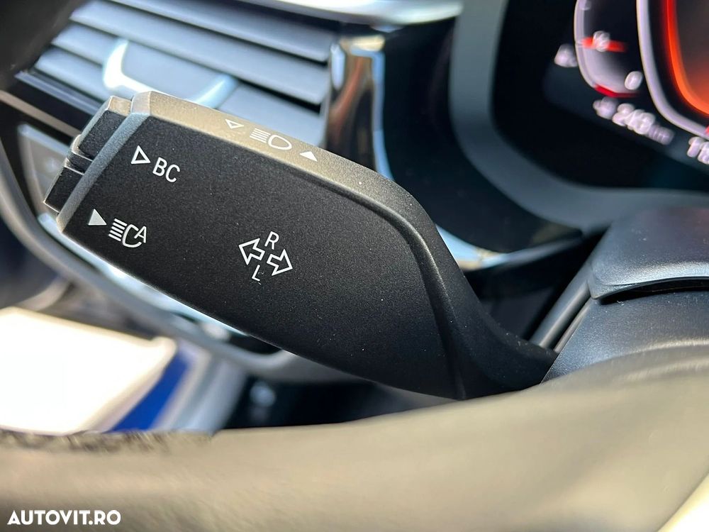 BMW Seria 5 520i Aut. - 14